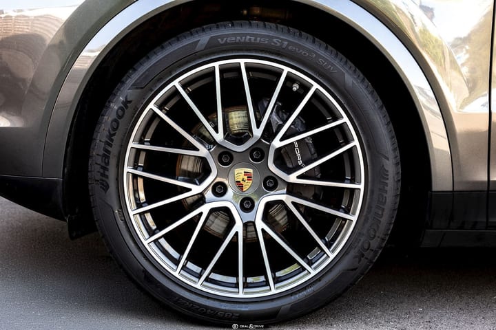 CAYENNE COUPE 3.0 TIPTRONIC - QUARZITGRAU METALLIC — photo 8/15