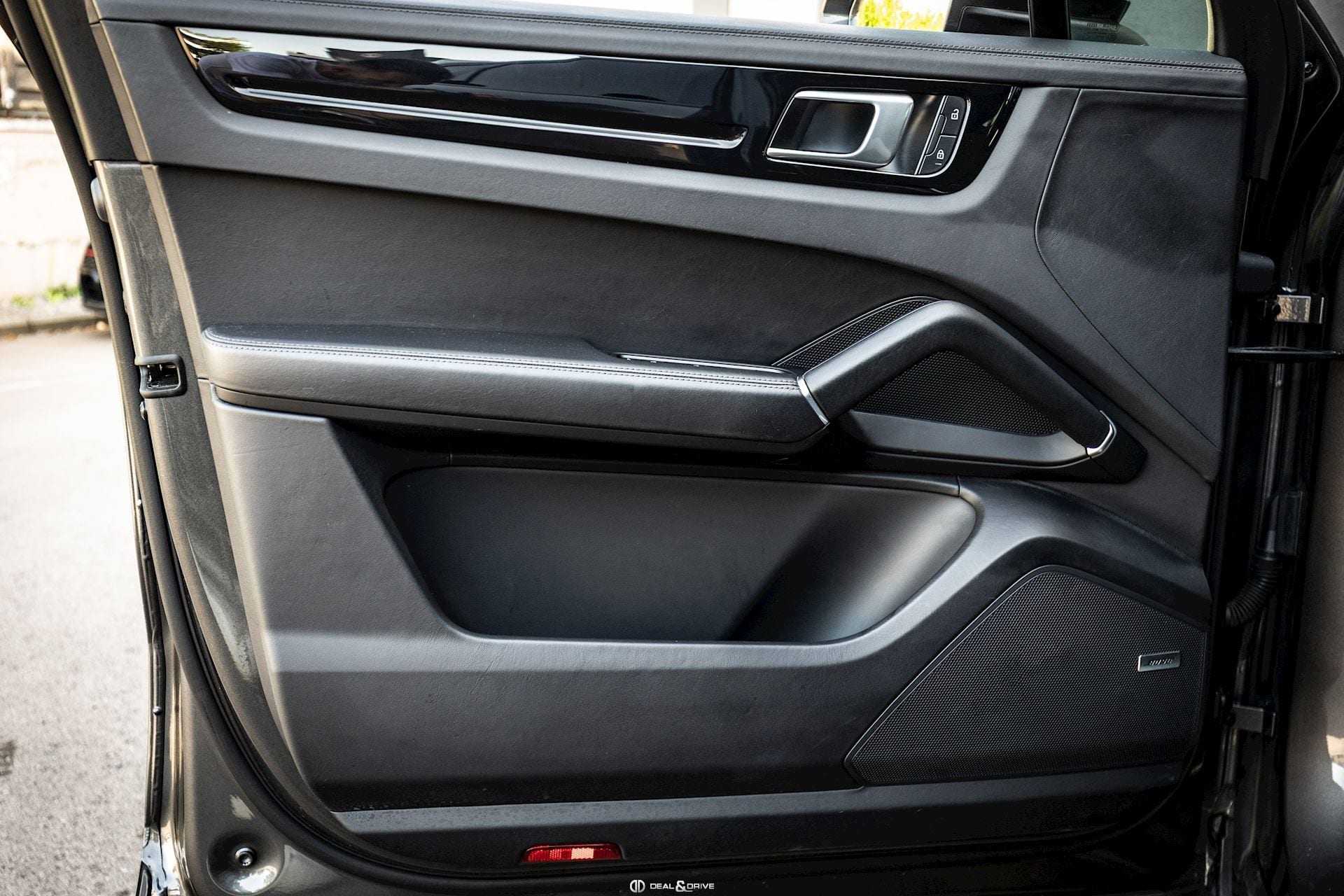 CAYENNE COUPE 3.0 TIPTRONIC - QUARZITGRAU METALLIC — photo 9/15
