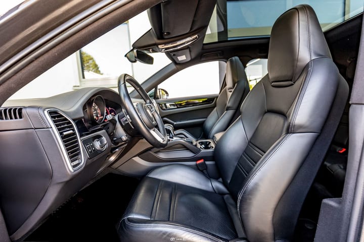 CAYENNE COUPE 3.0 TIPTRONIC - QUARZITGRAU METALLIC — photo 11/15