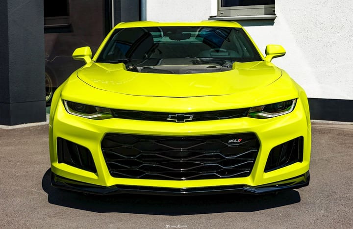 CAMARO ZL1 6.2 V8 RWD - MANUAL 6 – SHOCK YELLOW — photo 5/15