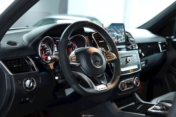 GLS 63 AMG V8 5.5 4MATIC 7 PLACES - DIAMOND WHITE METALLIC DESIGNO — photo 8/15