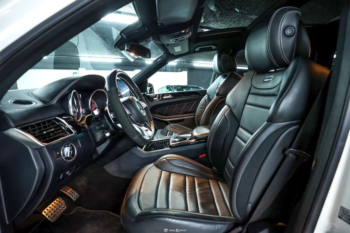 GLS 63 AMG V8 5.5 4MATIC 7 PLACES - DIAMOND WHITE METALLIC DESIGNO — photo 11/15