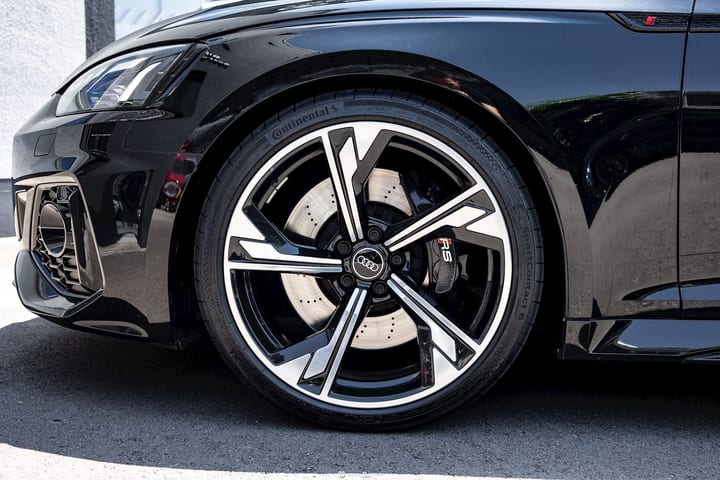 RS 5 SPORTBACK 2.9 TFSI QUATTRO TIPTRONIC – PACK DESIGN BLACK PLUS - MYTHOS BLACK METALLIC — photo 9/15