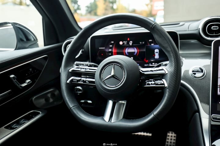 GLC 300 DE AMG LINE 4MATIC – PREMIUM PLUS PACKAGE — photo 11/15