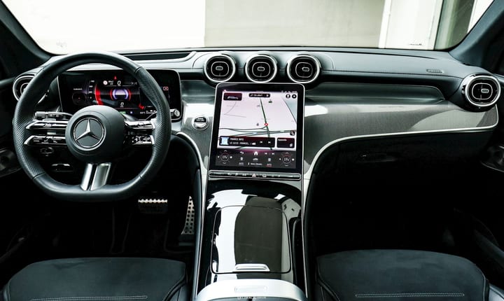 GLC 300 DE AMG LINE 4MATIC – PREMIUM PLUS PACKAGE — photo 15/15