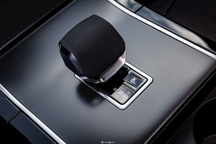RANGE ROVER EVOQUE D200 MHEV HSE AWD - BLACK PACK — photo 13/15