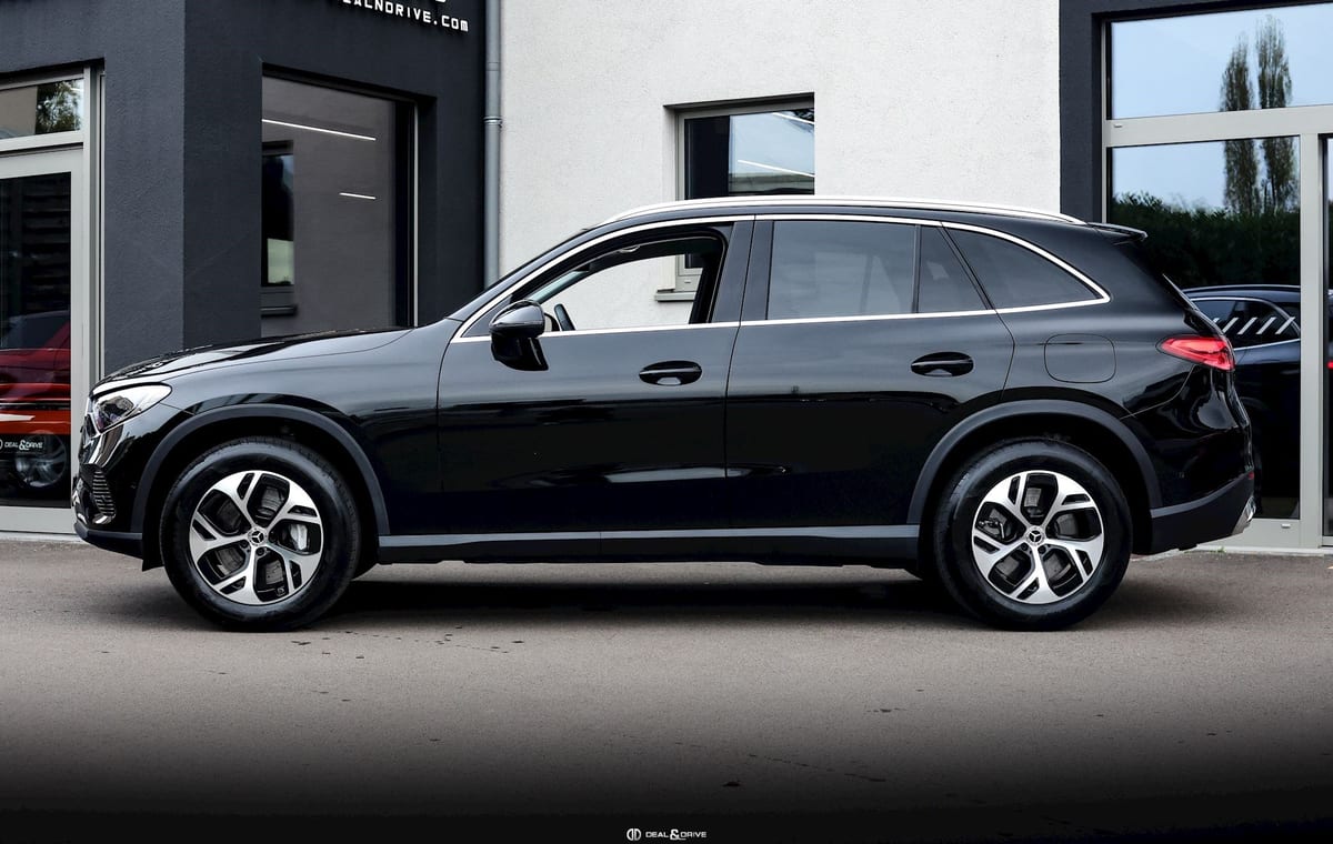 GLC 300 DE 4MATIC AVANTGARDE — photo 2/15