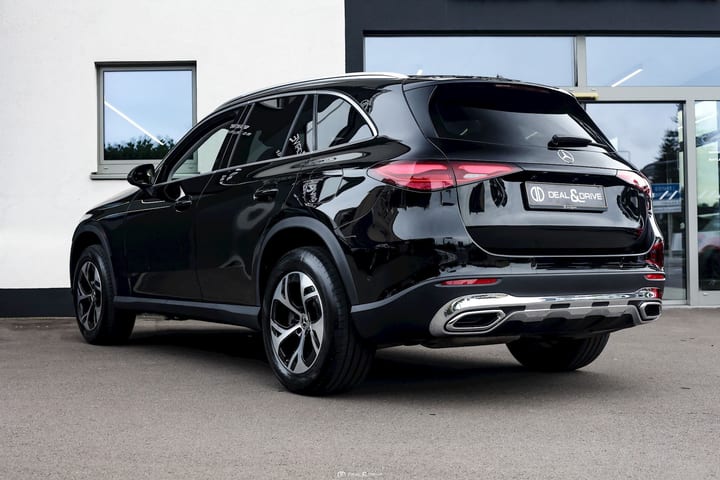 GLC 300 DE 4MATIC AVANTGARDE — photo 3/15