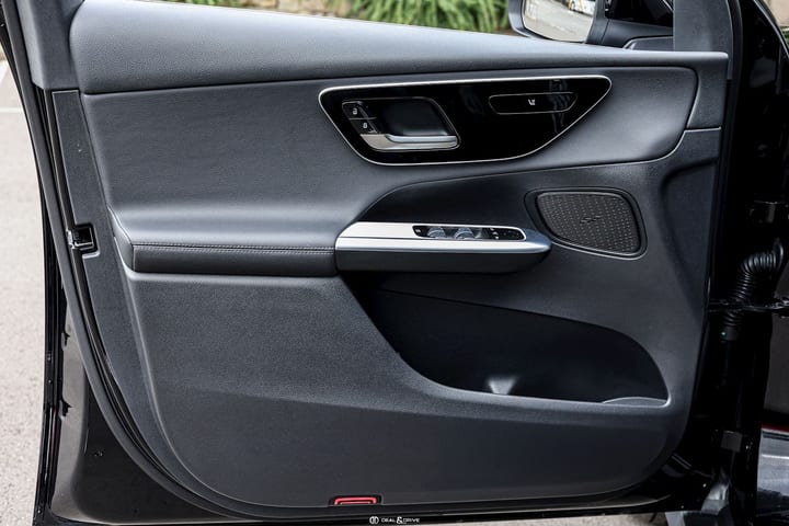 GLC 300 DE 4MATIC AVANTGARDE — photo 10/15