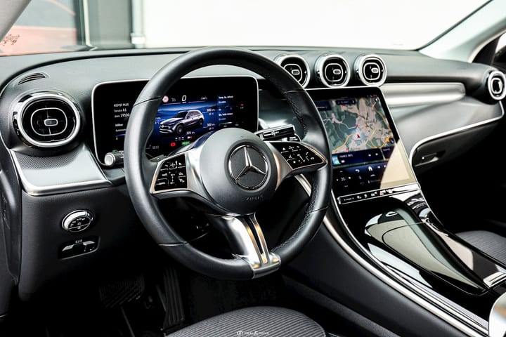 GLC 300 DE 4MATIC AVANTGARDE — photo 11/15