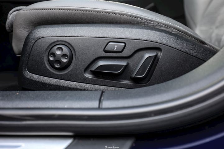 S4 AVANT 3.0 TDI QUATTRO TIPTRONIC – PACK BLACK - NAVARRE BLUE METALLIC — photo 12/15