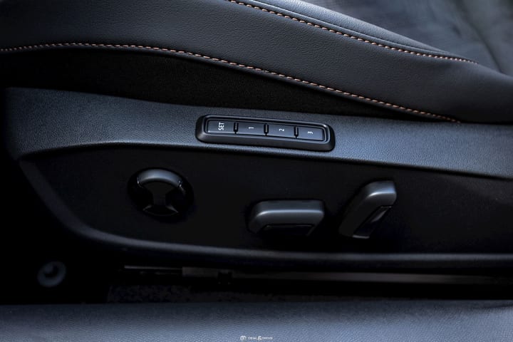 FORMENTOR VZ 2.0 TSI 333 DSG7 4DRIVE (FACELIFT) – PACK SKYLINE - MAGNETIC TECH — photo 12/15