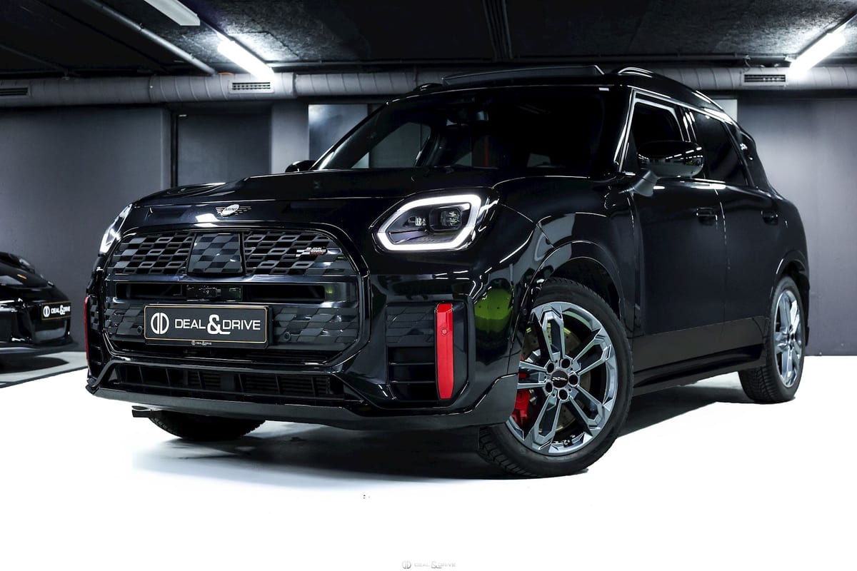 JOHN COOPER WORKS COUNTRYMAN ALL4 – PACK XL — photo 1/15