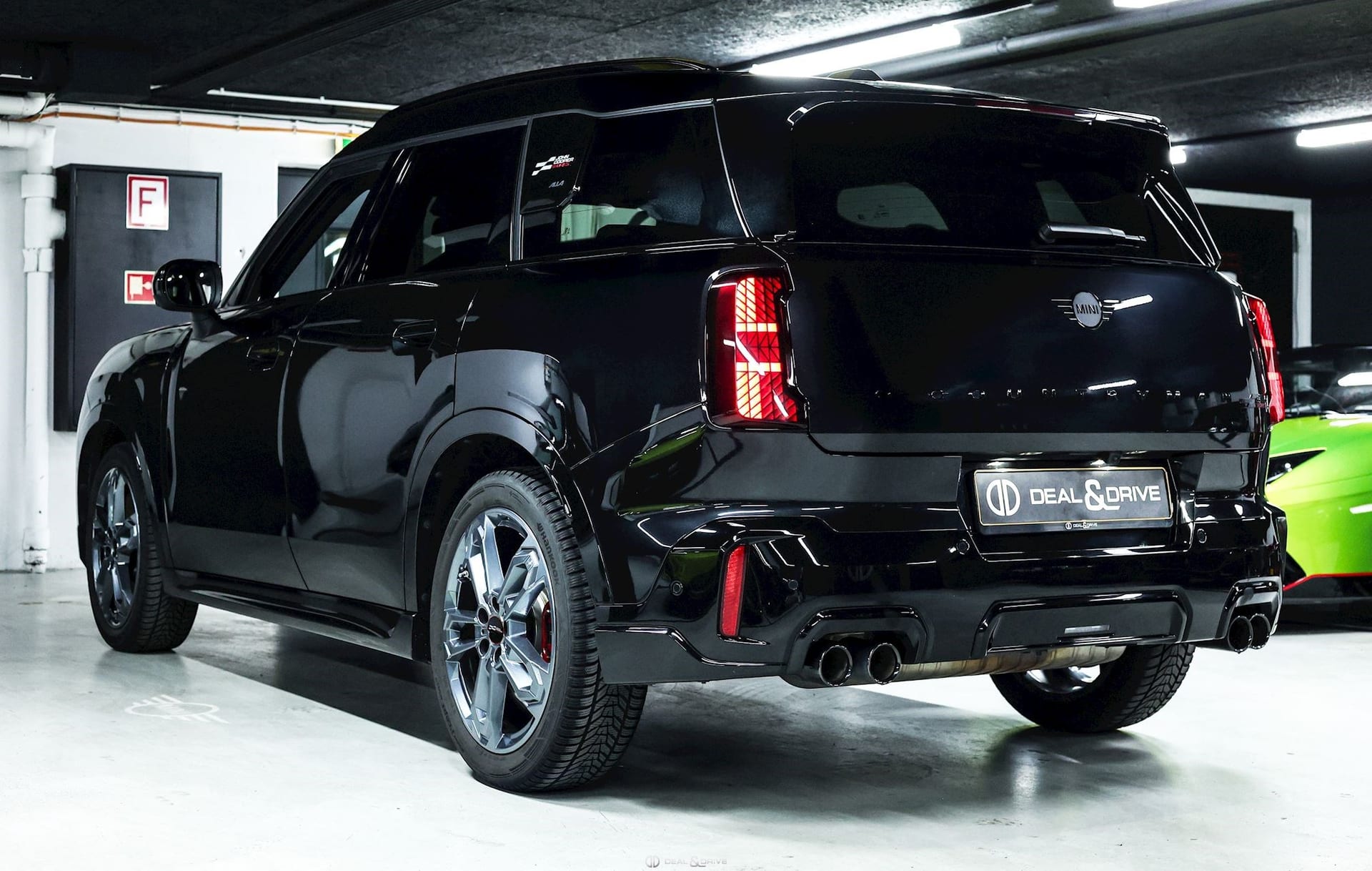 JOHN COOPER WORKS COUNTRYMAN ALL4 – PACK XL — photo 3/15