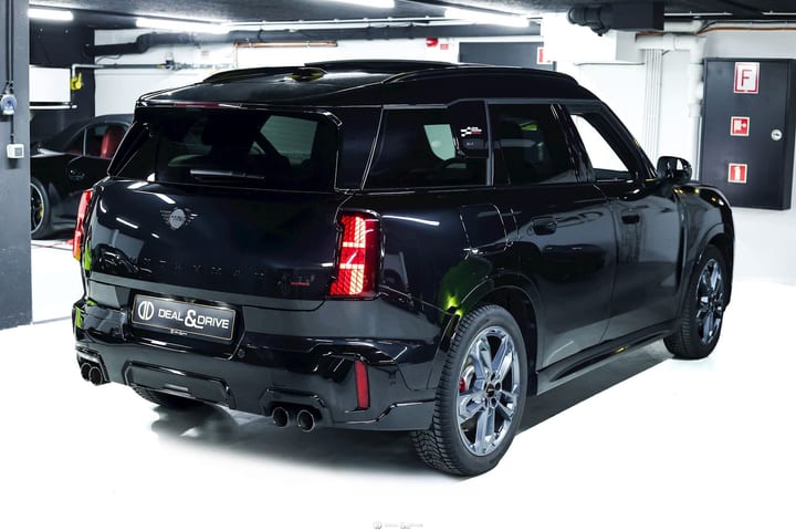JOHN COOPER WORKS COUNTRYMAN ALL4 – PACK XL — photo 7/15