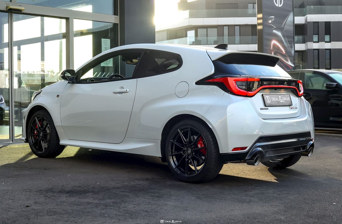 YARIS GR-FOUR 1.6 TURBO AUTO - PACK TRACK - FACELIFT — photo 3/15