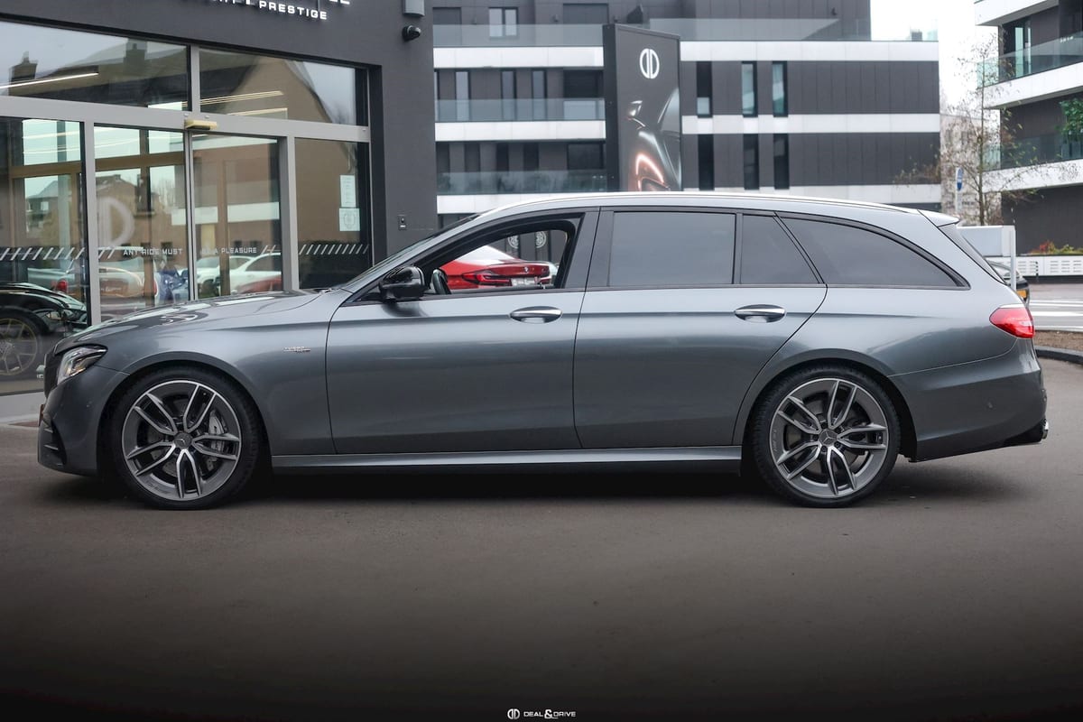 E 53 AMG T-MODELL 4MATIC+ — photo 2/15