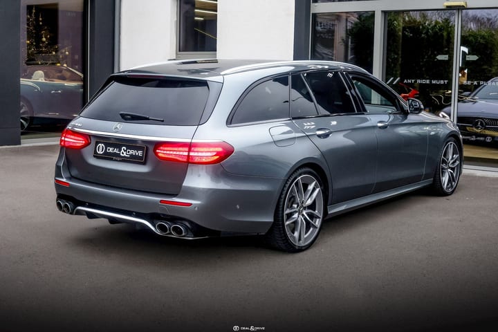 E 53 AMG T-MODELL 4MATIC+ — photo 8/15