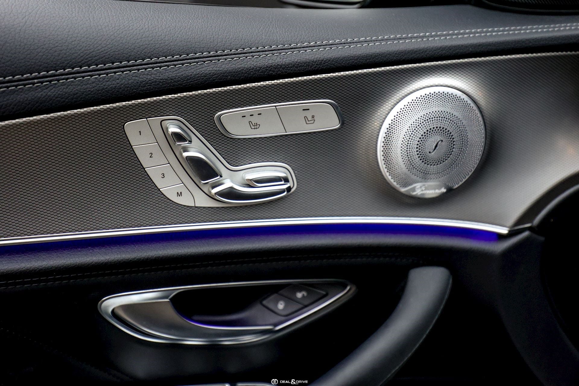 E 53 AMG T-MODELL 4MATIC+ — photo 11/15