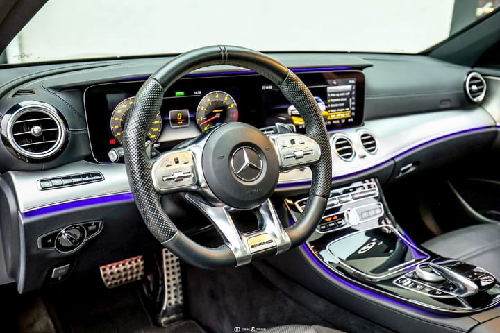 E 53 AMG T-MODELL 4MATIC+ — photo 12/15