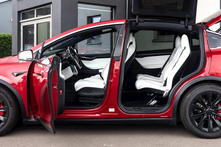 MODEL X PERFORMANCE P100D LUDICROUS DUAL MOTOR AWD - 6-SEAT — photo 11/15