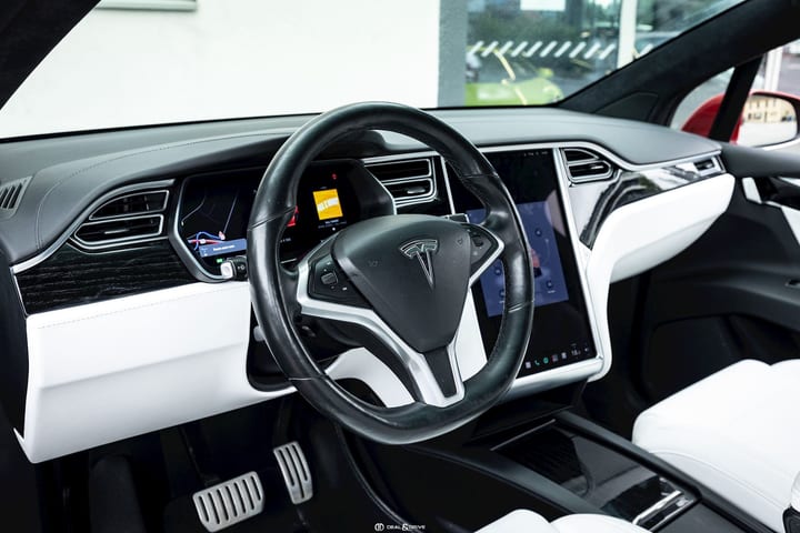 MODEL X PERFORMANCE P100D LUDICROUS DUAL MOTOR AWD - 6-SEAT — photo 13/15