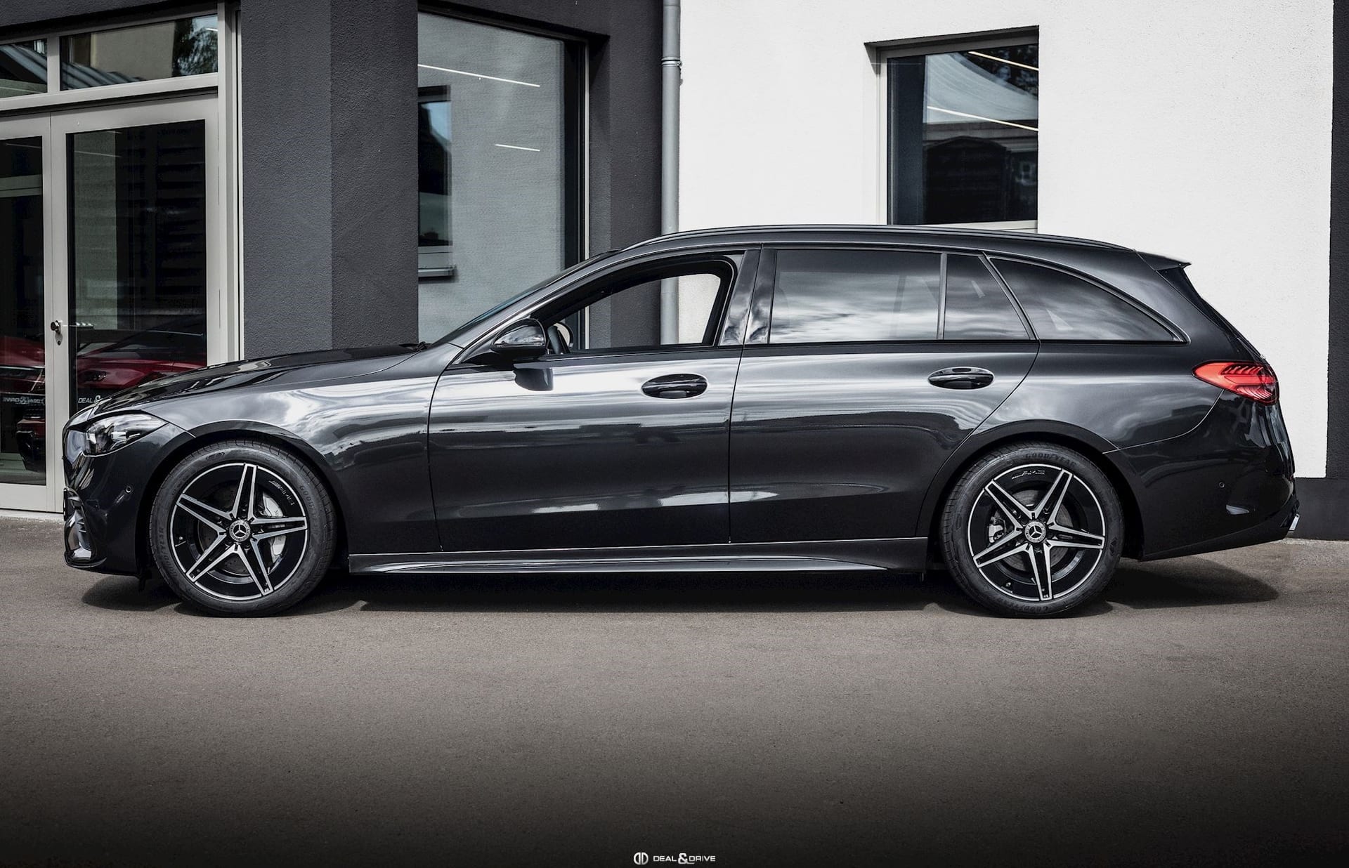 C 220 D T-MODELL PACK AMG-LINE – GRAPHITE GREY — photo 2/15