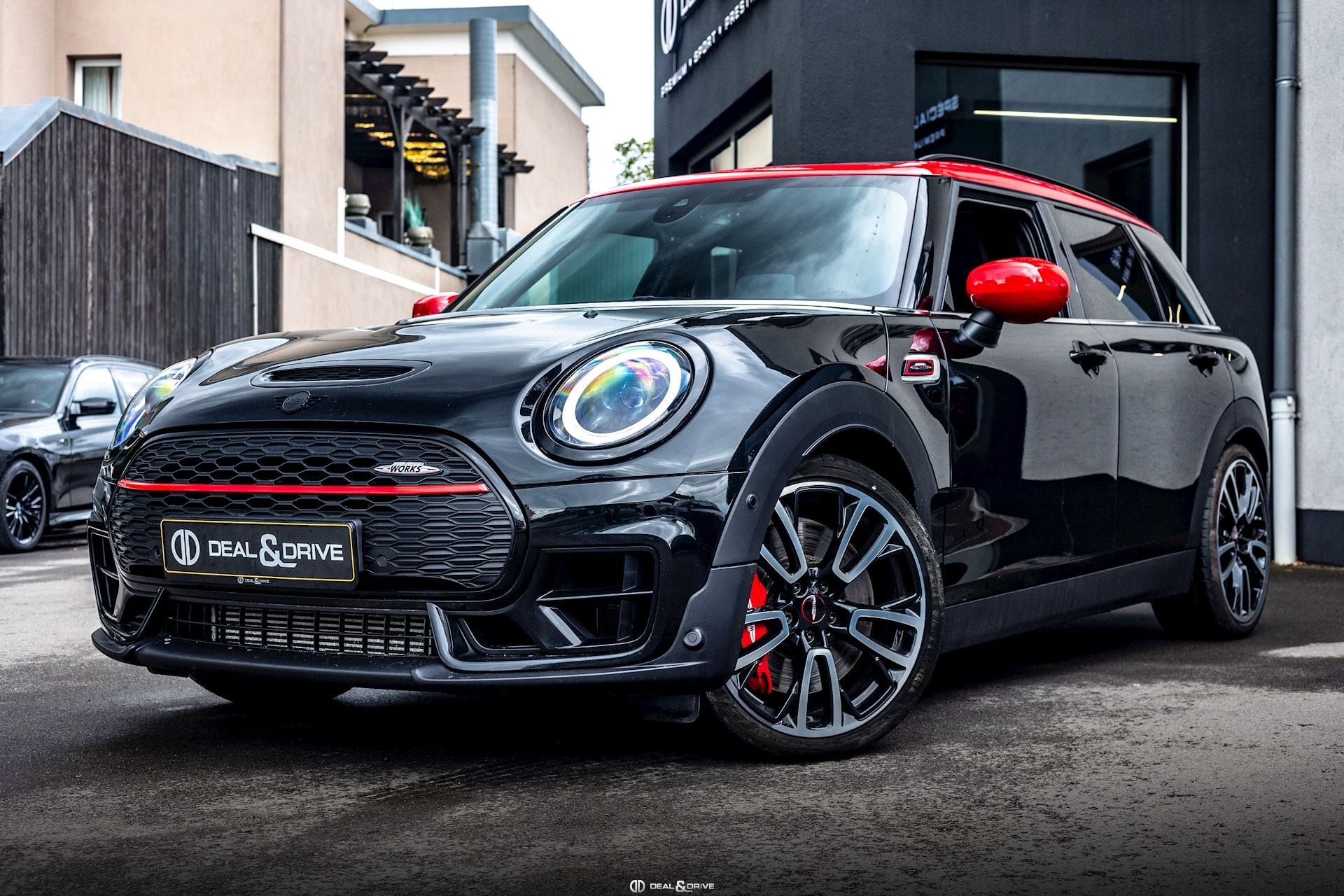JOHN COOPER WORKS CLUBMAN ALL4 - MIDNIGHT BLACK II — photo 1/15