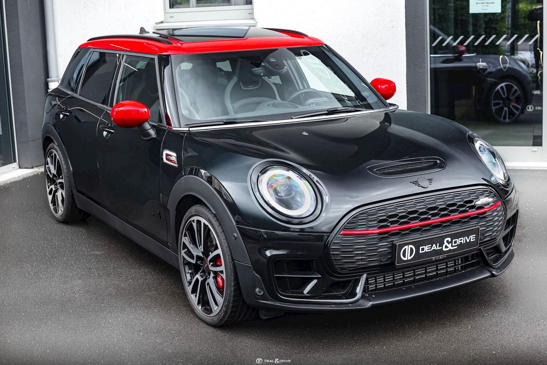 JOHN COOPER WORKS CLUBMAN ALL4 - MIDNIGHT BLACK II — photo 6/15