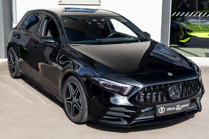 A 35 AMG 4MATIC+ - KOSMOS BLACK METALLIC — photo 6/15
