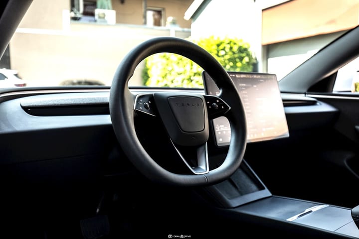 MODEL 3 HIGHLAND RWD - AUTOPILOT — photo 11/15