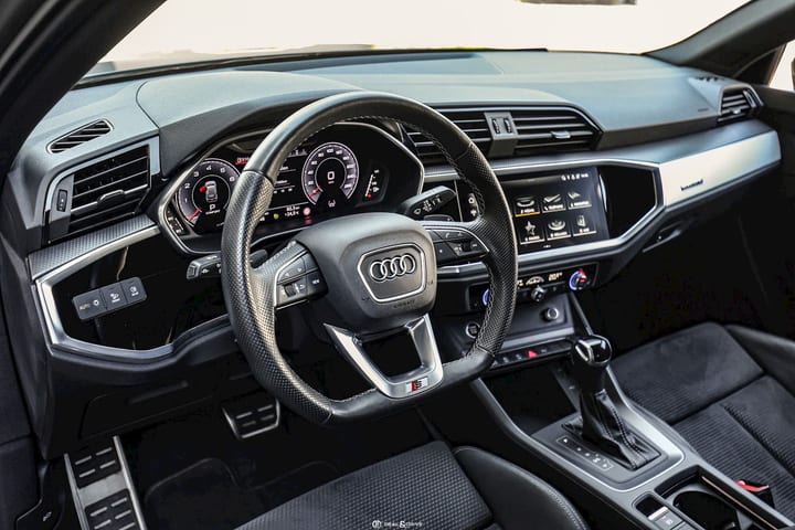Q3 45 2.0 TFSI (245 CH) QUATTRO S-TRONIC S-LINE – CHRONOS GREY — photo 10/15