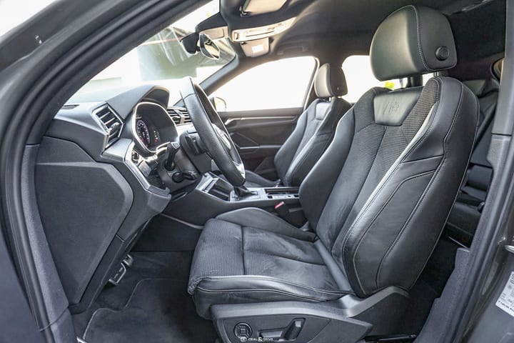 Q3 45 2.0 TFSI (245 CH) QUATTRO S-TRONIC S-LINE – CHRONOS GREY — photo 11/15