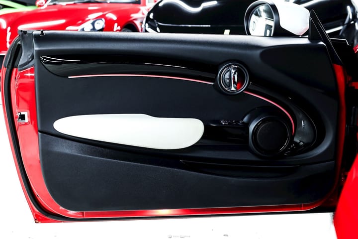 COOPER S 3 PORTES AUTO YOURS TRIM – CHILI RED — photo 10/15