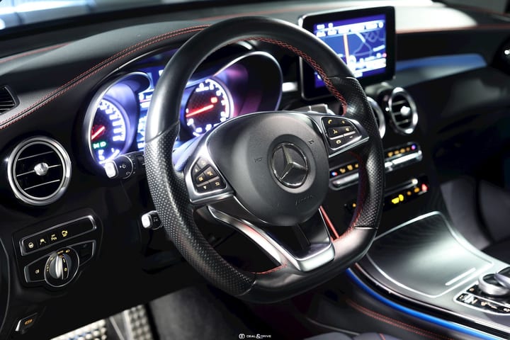 GLC 43 AMG 4MATIC BVM9 – CAVANSITBLAU METALLIC — photo 9/15