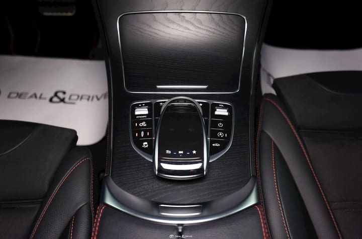 GLC 43 AMG 4MATIC BVM9 – CAVANSITBLAU METALLIC — photo 13/15