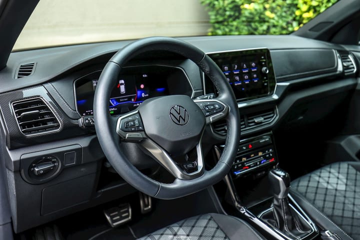 T-CROSS 1.5 TSI 150 DSG R-LINE — photo 9/15