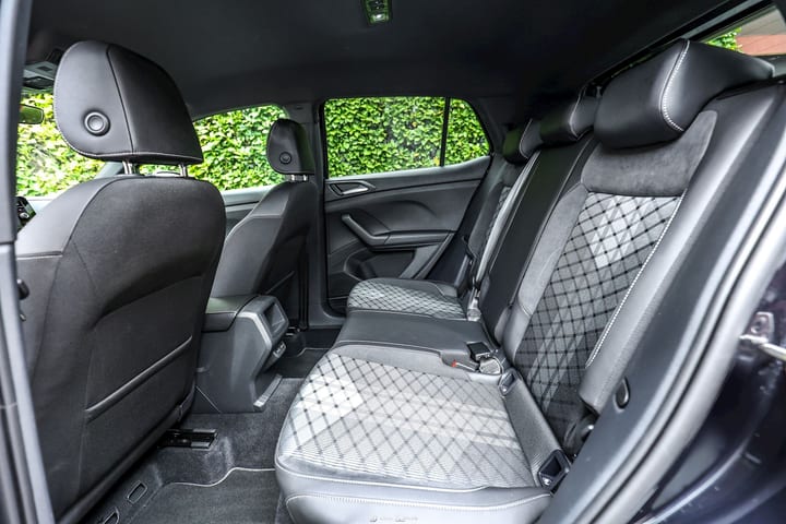 T-CROSS 1.5 TSI 150 DSG R-LINE — photo 13/15