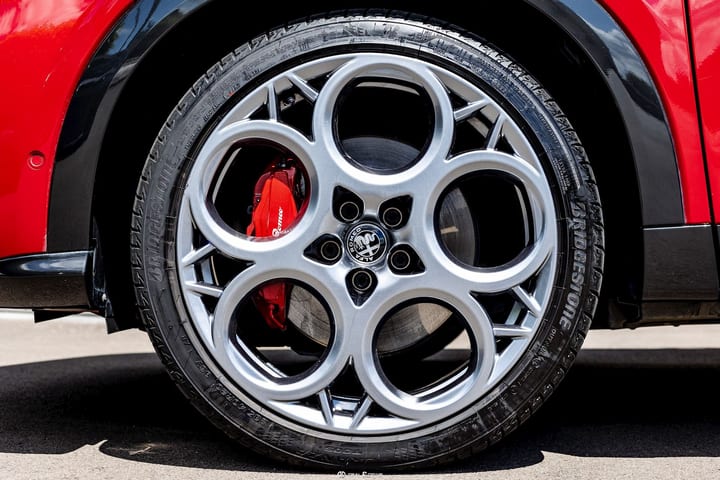 TONALE VELOCE 1.5 MILD-HYBRID TCT – ROSSO ALFA — photo 8/15