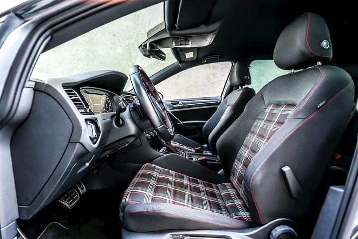 GOLF VII 2.0 TSI GTI PERFORMANCE DSG7 – PACK BUSINESS PREMIUM - INDIUMGRAU METALLIC — photo 9/15