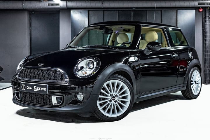 COOPER S (R56) 3 PORTES AUTO GOODWOOD EDITION - 1 OF 1000 - BLACK DIAMOND METALLIC – IMMAT. FR — photo 1/15