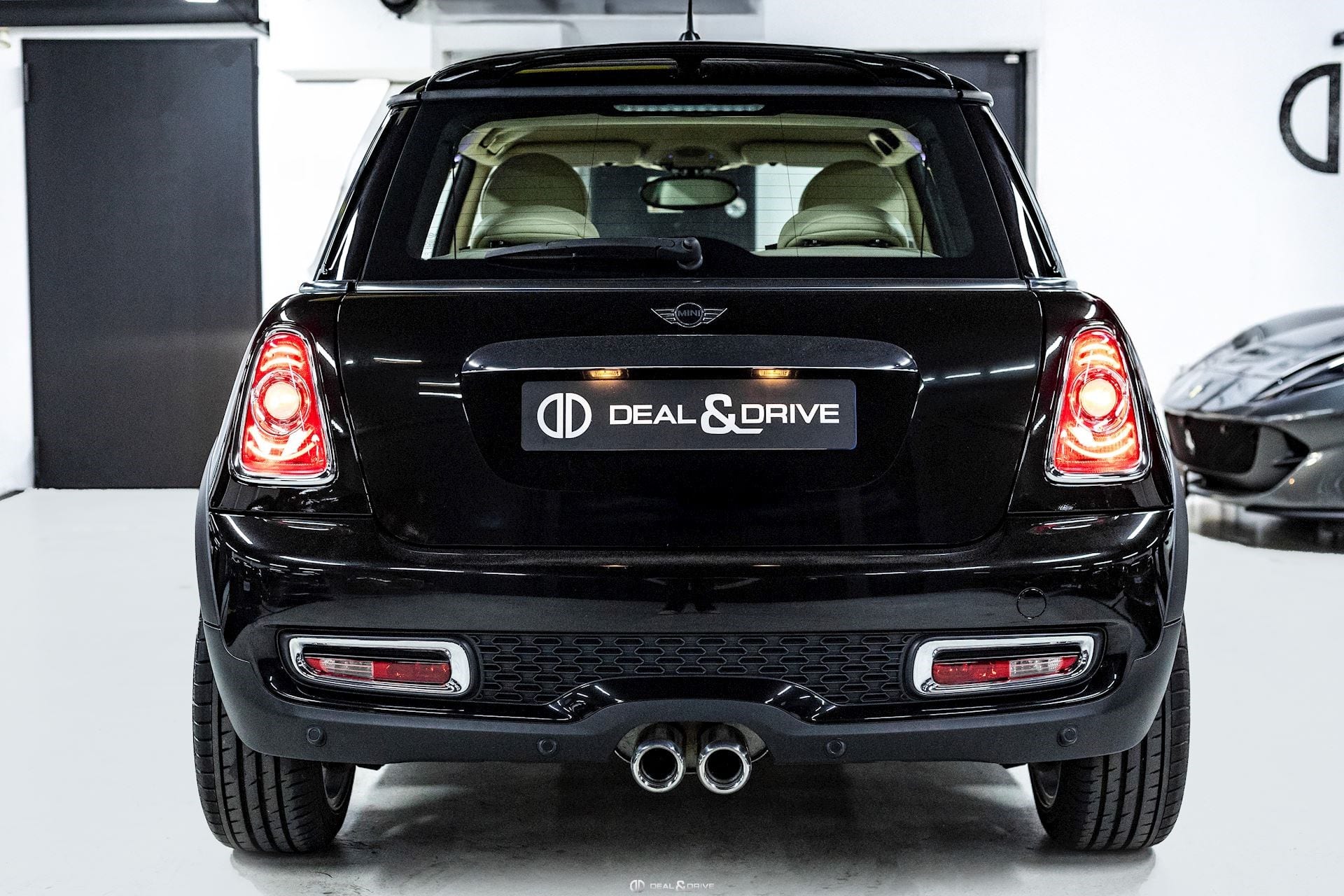 COOPER S (R56) 3 PORTES AUTO GOODWOOD EDITION - 1 OF 1000 - BLACK DIAMOND METALLIC – IMMAT. FR — photo 4/15