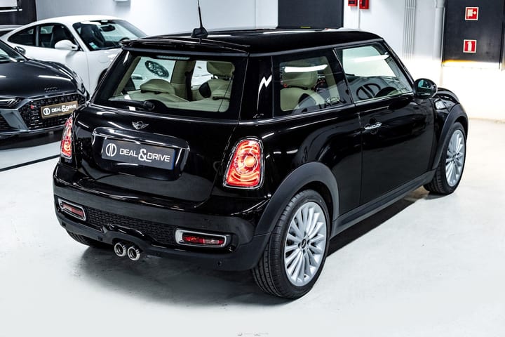 COOPER S (R56) 3 PORTES AUTO GOODWOOD EDITION - 1 OF 1000 - BLACK DIAMOND METALLIC – IMMAT. FR — photo 6/15