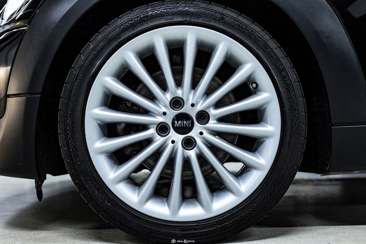 COOPER S (R56) 3 PORTES AUTO GOODWOOD EDITION - 1 OF 1000 - BLACK DIAMOND METALLIC – IMMAT. FR — photo 7/15