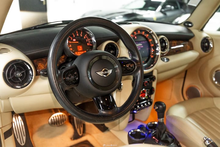 COOPER S (R56) 3 PORTES AUTO GOODWOOD EDITION - 1 OF 1000 - BLACK DIAMOND METALLIC – IMMAT. FR — photo 9/15