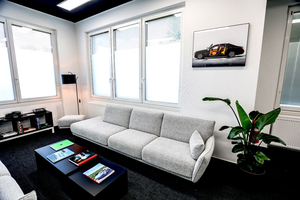 Les locaux Deal & Drive à Strassen — photo 15
